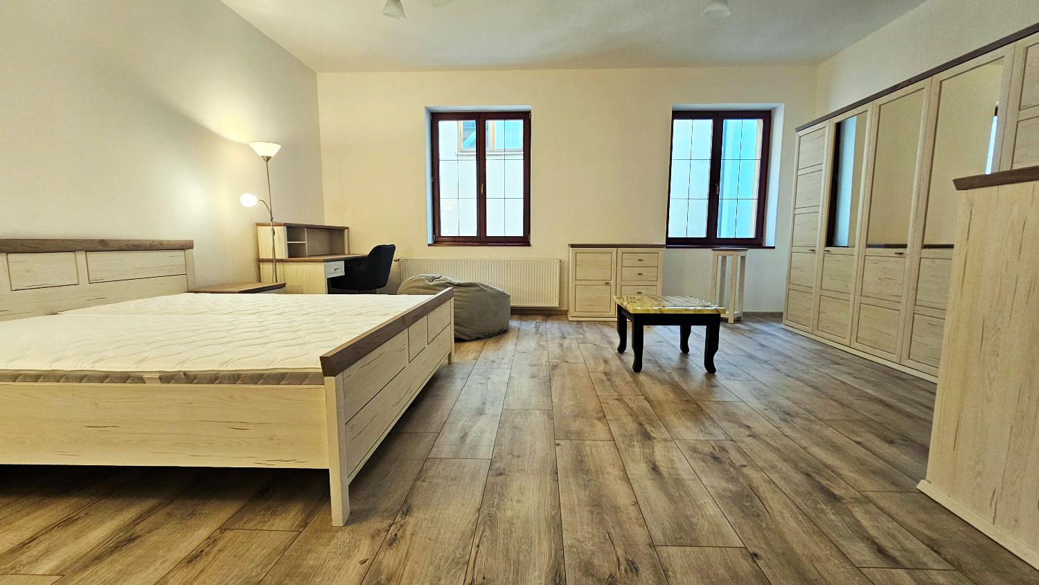 Mariánske námestie bude váš sused: novo zariadený 3-izbový byt, Žilina - Staré mesto, Cena: 790€+energ/mes