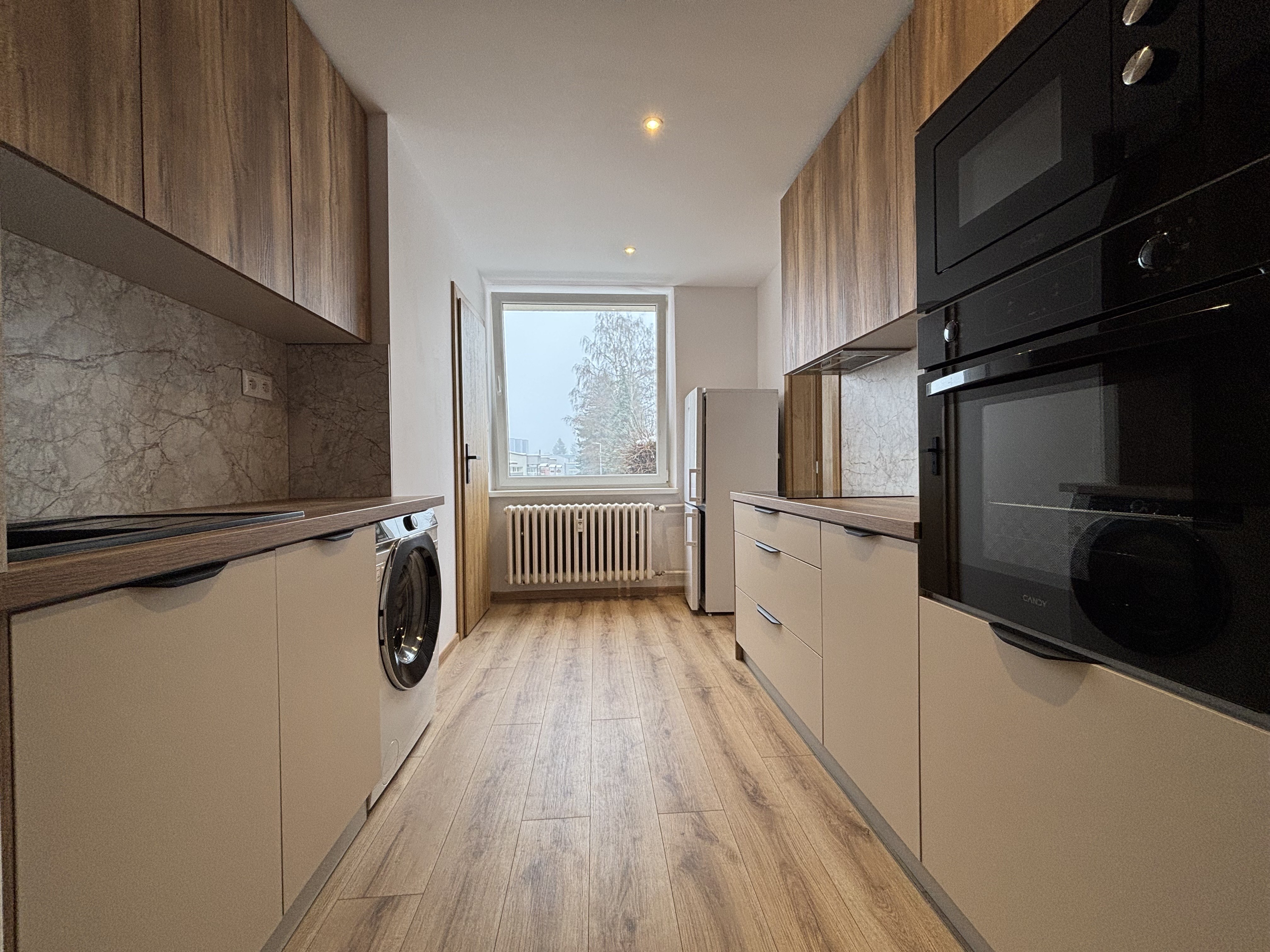 NA PRENÁJOM  ÚTULNÝ 2 I BYT SIDLISKO MIER, SNV