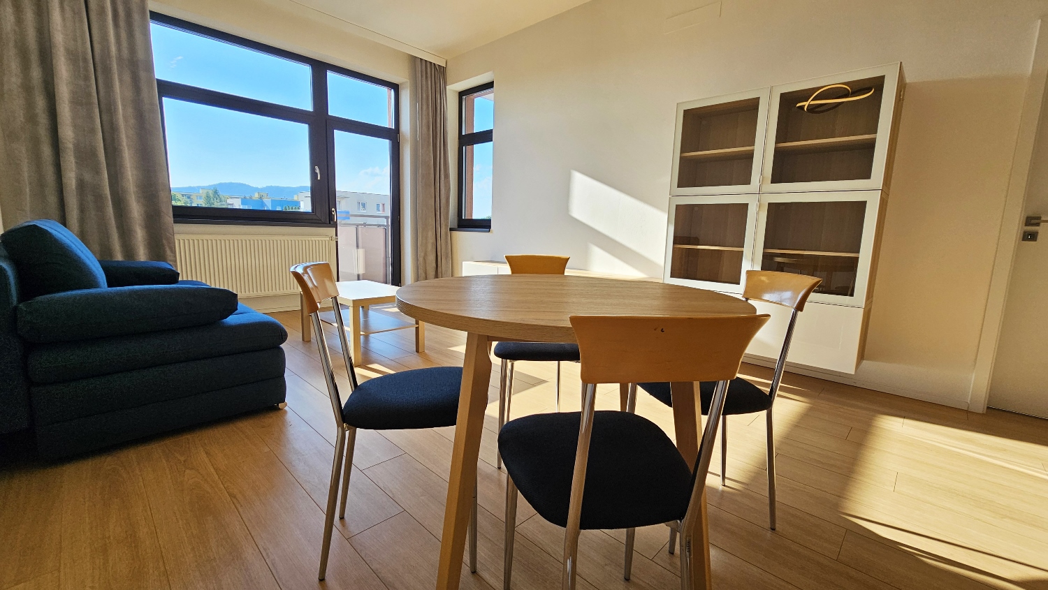 Prémiová adresa, prémiové bývanie: 2-izbový byt s terasou, parking, Žilina - centrum, Cena: 850€ s energ/mes