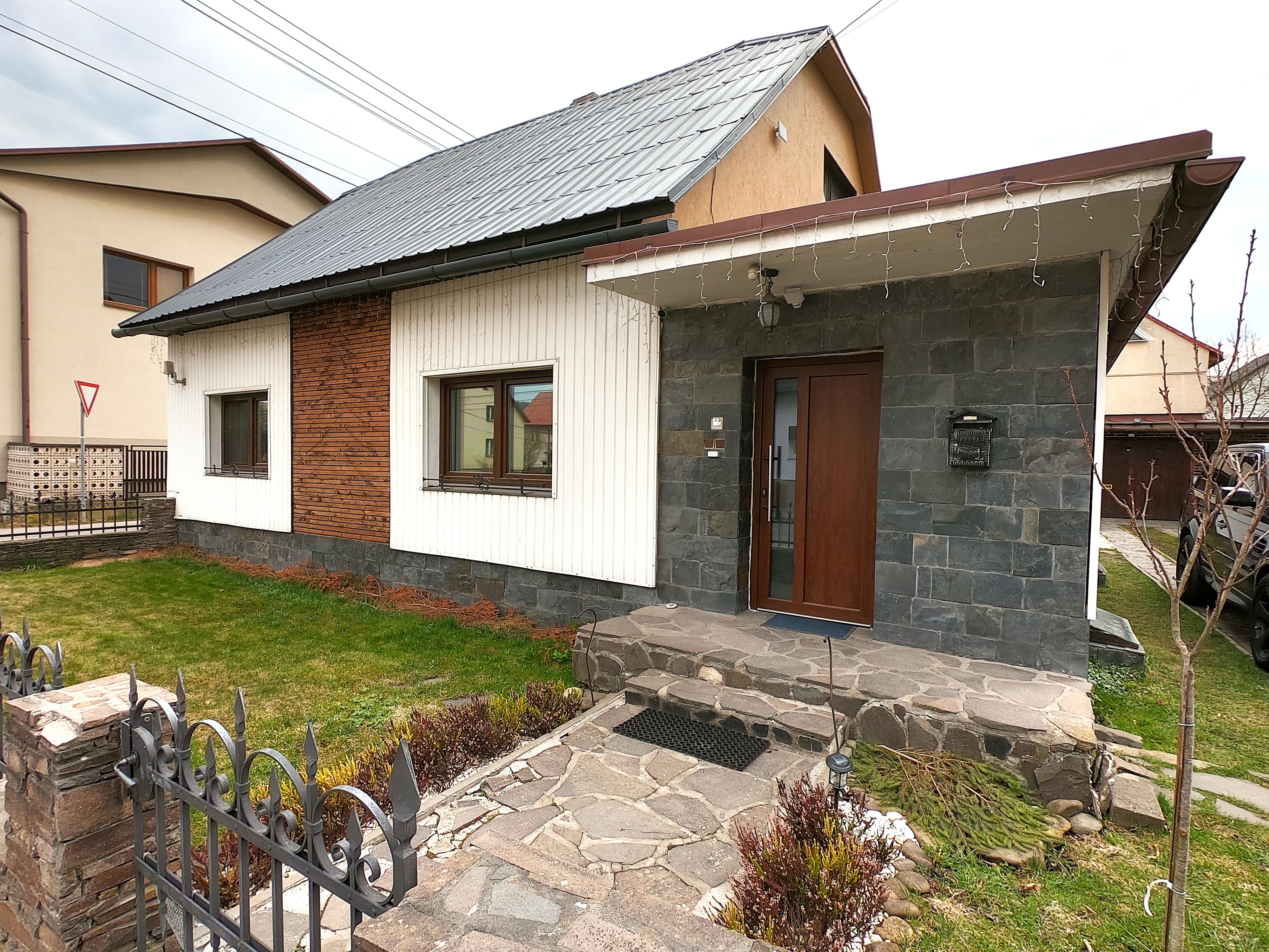 Predaj rodinný dom, Turzovka. Cena: 167 000 €