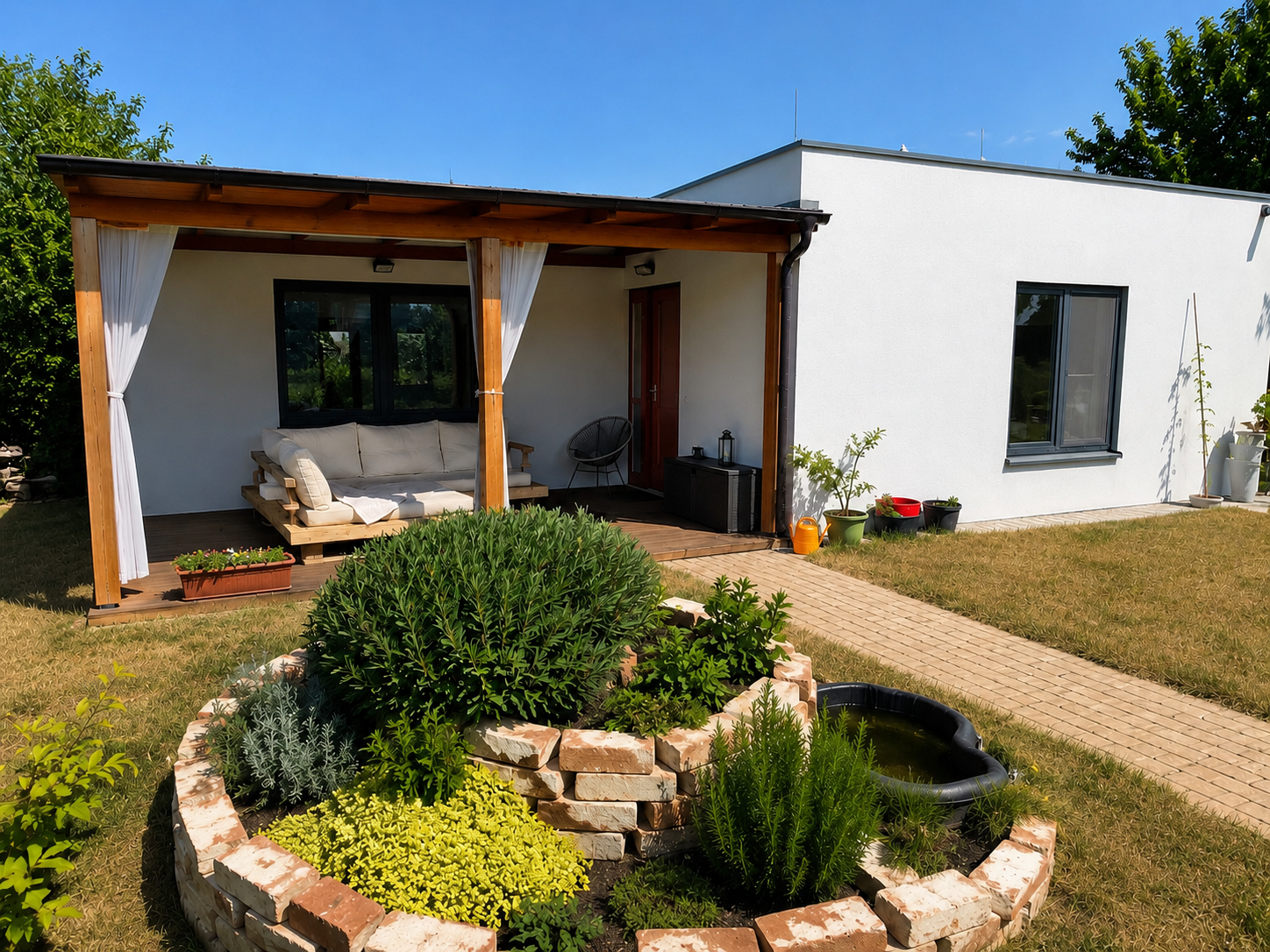 EXKLUZÍVNE dlhodobý prenájom 3-izb. rodinný dom so záhradou pri Senci, Tureň, 890 € / mes.